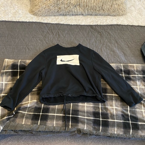 Nike Crop Top Crew Neck - Picture 1 of 1